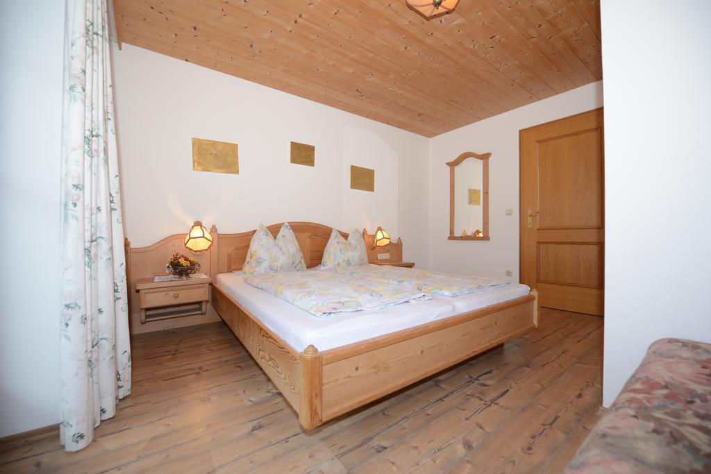 Villa Weinbachbauer - Urlaub Am Bauernhof à Saint Wolfgang Extérieur photo