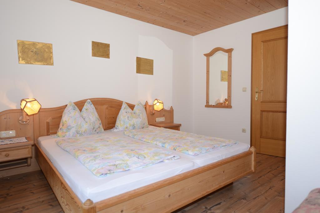 Villa Weinbachbauer - Urlaub Am Bauernhof à Saint Wolfgang Extérieur photo